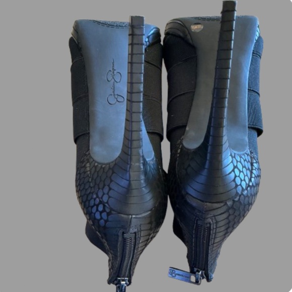 JESSICA SIMPSON STILETTO BOOTIES 9.5. NEVER WORN! GORGEOUS - Picture 7 of 11